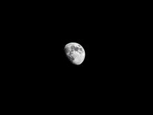 Load image into Gallery viewer, 0508 Gibbous Phase